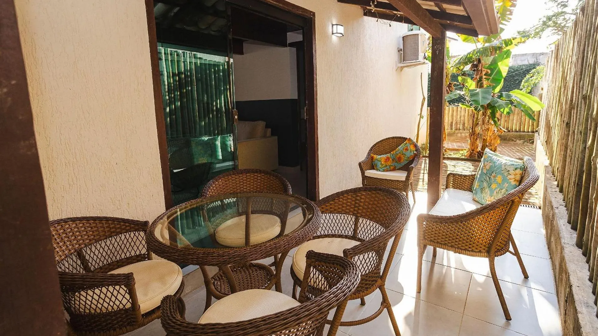Casa Em Condominio Completo Em Buzios | Cbc 25 Brazil